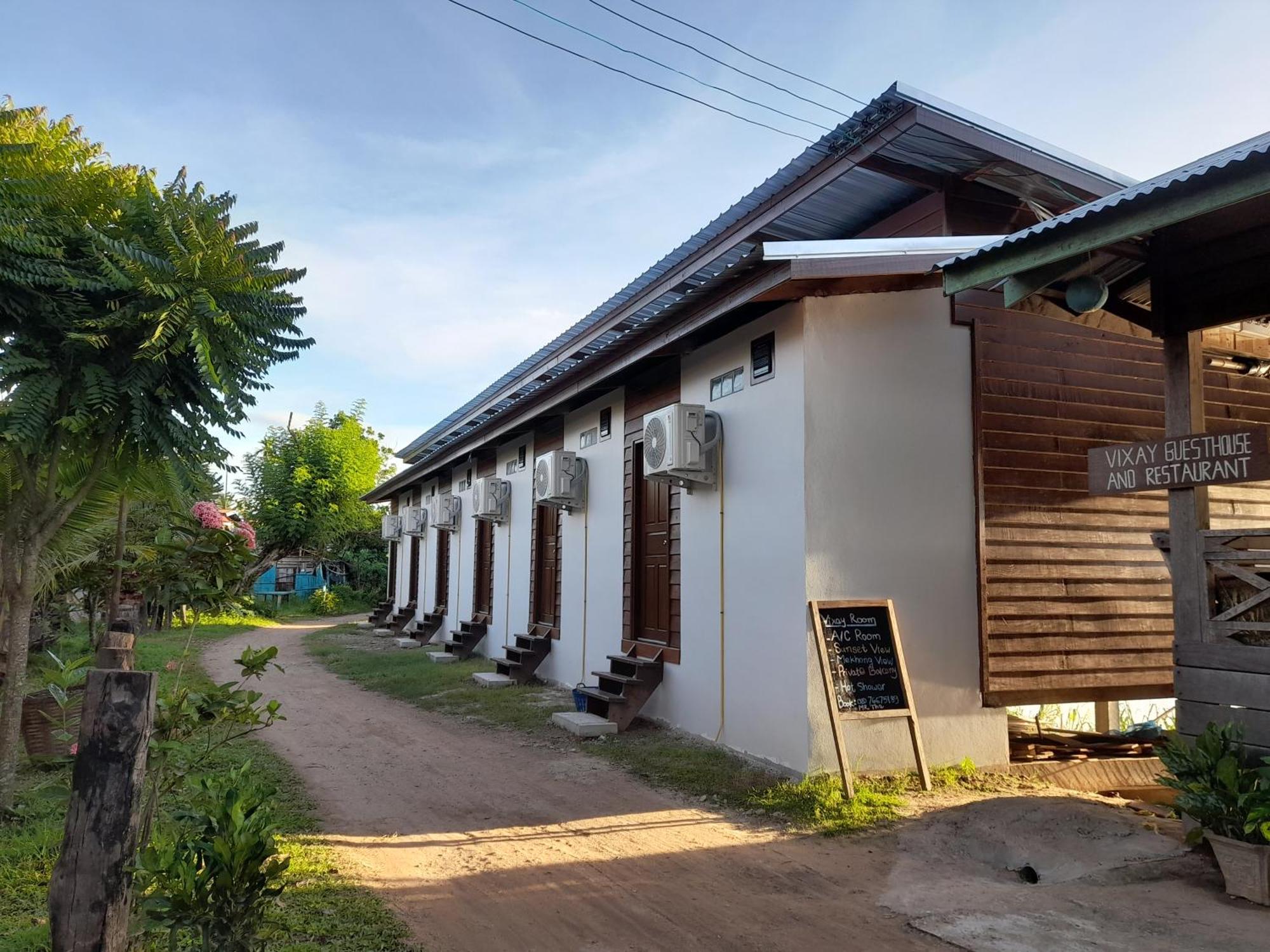 Dondet Vixay Sunset And River View Don Det Exterior photo